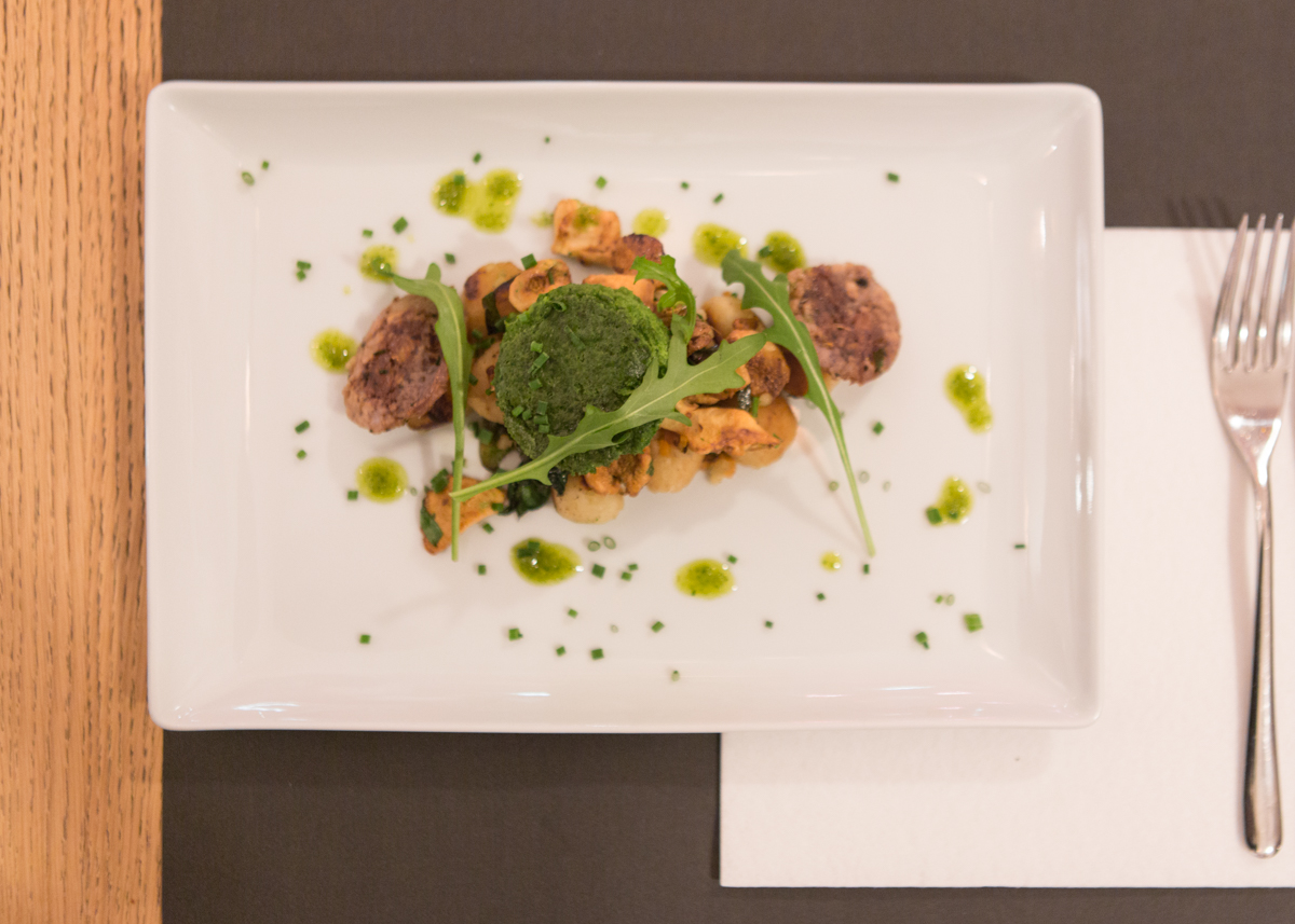 LE BAR DES OISEAUX Old Town Vieux Nice Restaurant O'Bon Paris